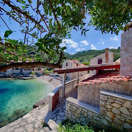 Villa Silente Okljucna Екстер'єр фото