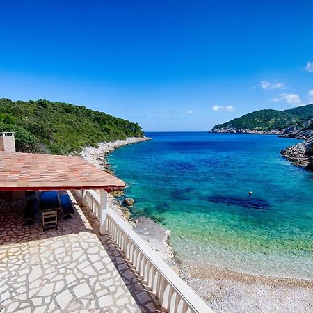Villa Silente Okljucna Екстер'єр фото