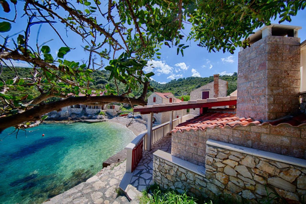 Villa Silente Okljucna Екстер'єр фото
